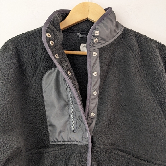 Ardene Sherpa Teddy Jacket | Outerwear | Small - Picture 5 of 11